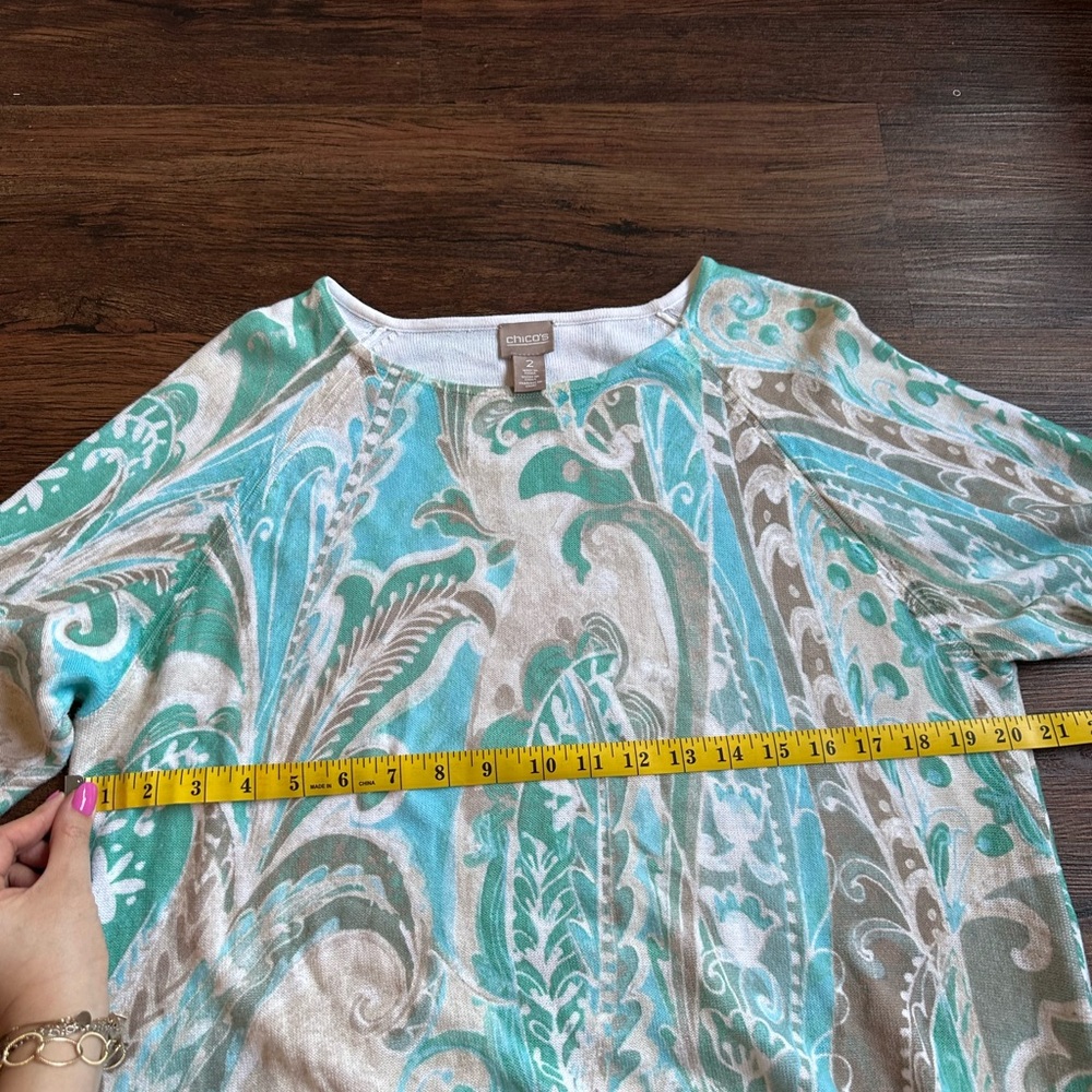 Large (2) Chico's Turquoise and Cream Swirl Top paisley - Picture 2 of 7